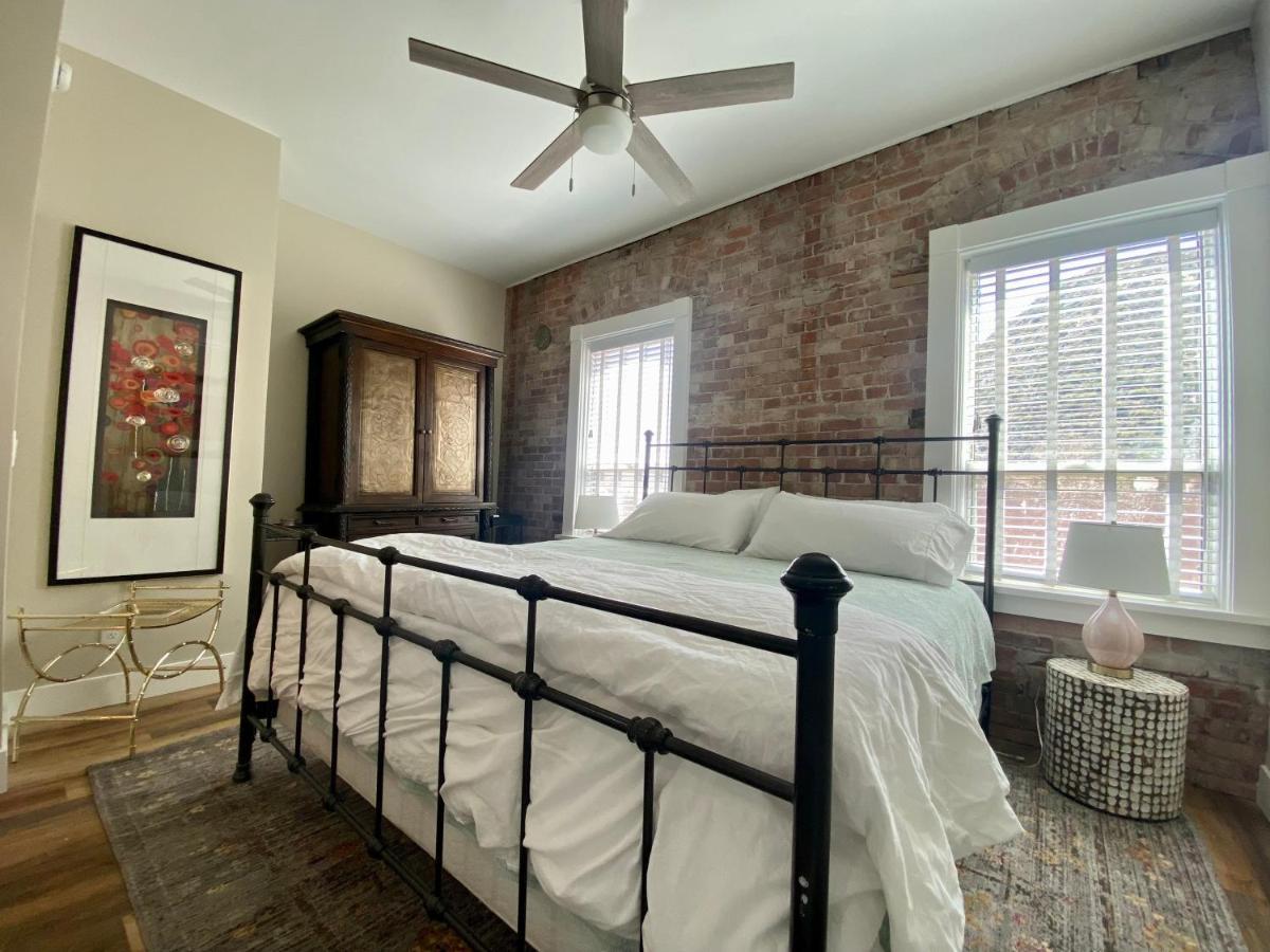 Bisbee Brownstone Suites Esterno foto