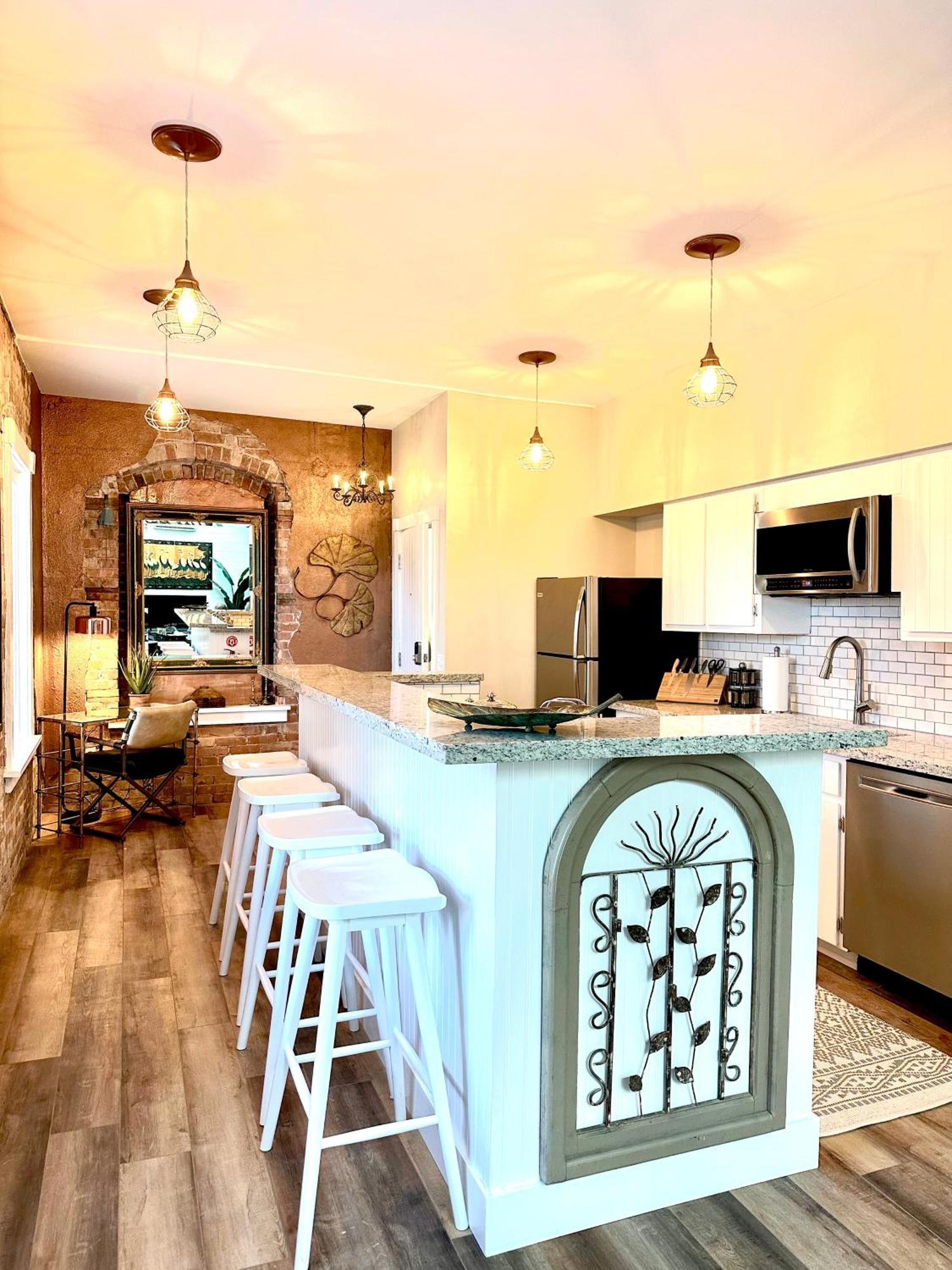 Bisbee Brownstone Suites Esterno foto