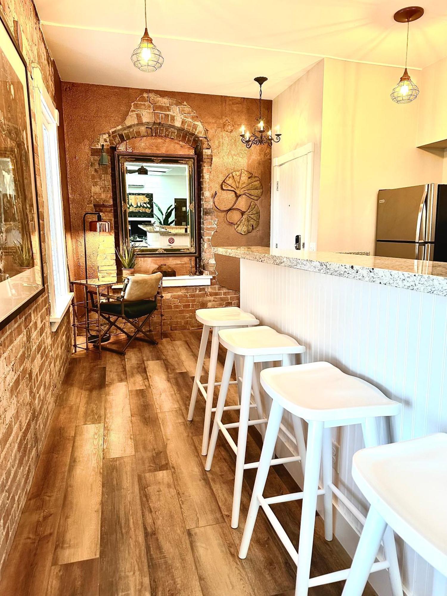 Bisbee Brownstone Suites Esterno foto