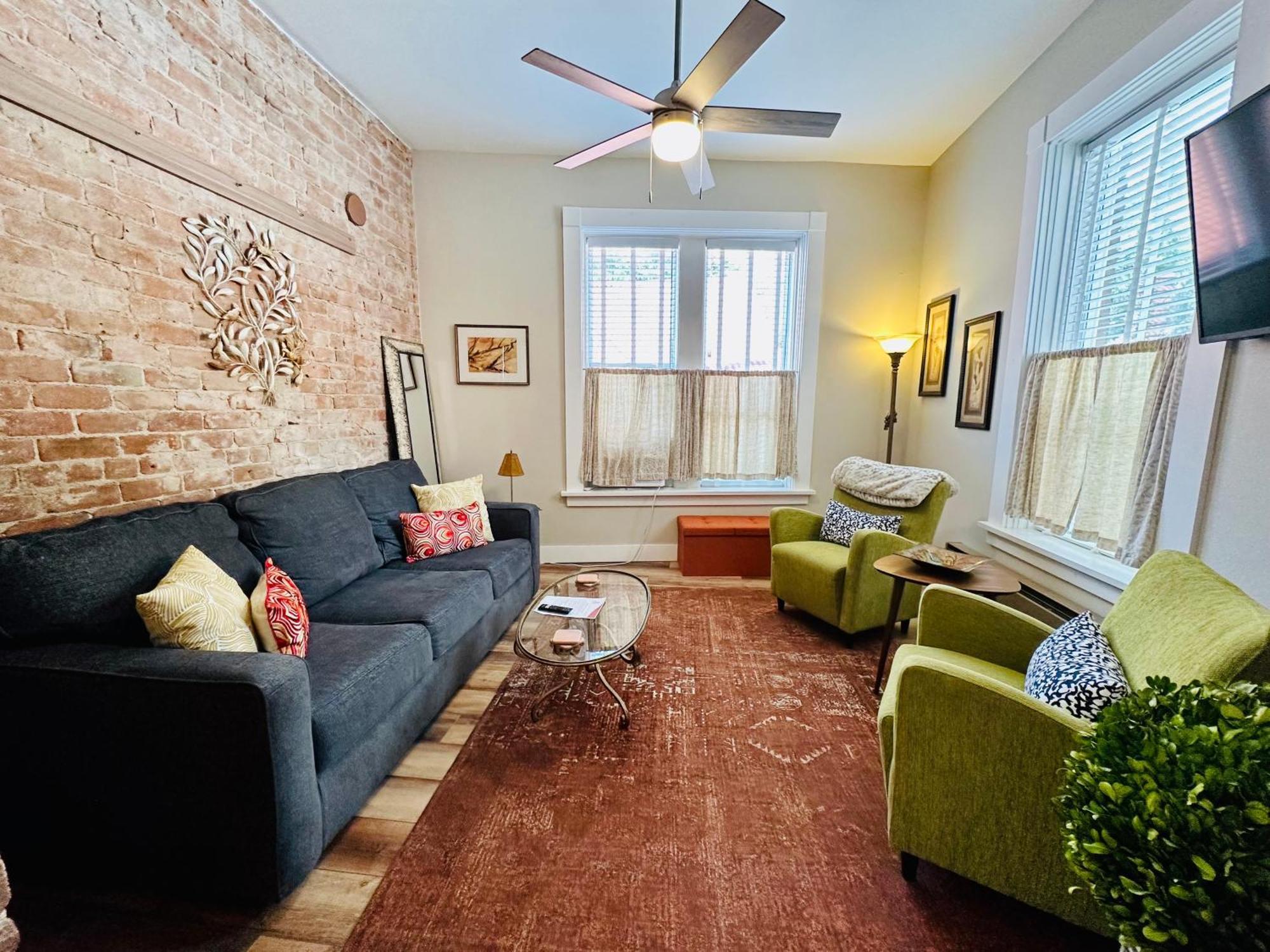 Bisbee Brownstone Suites Esterno foto