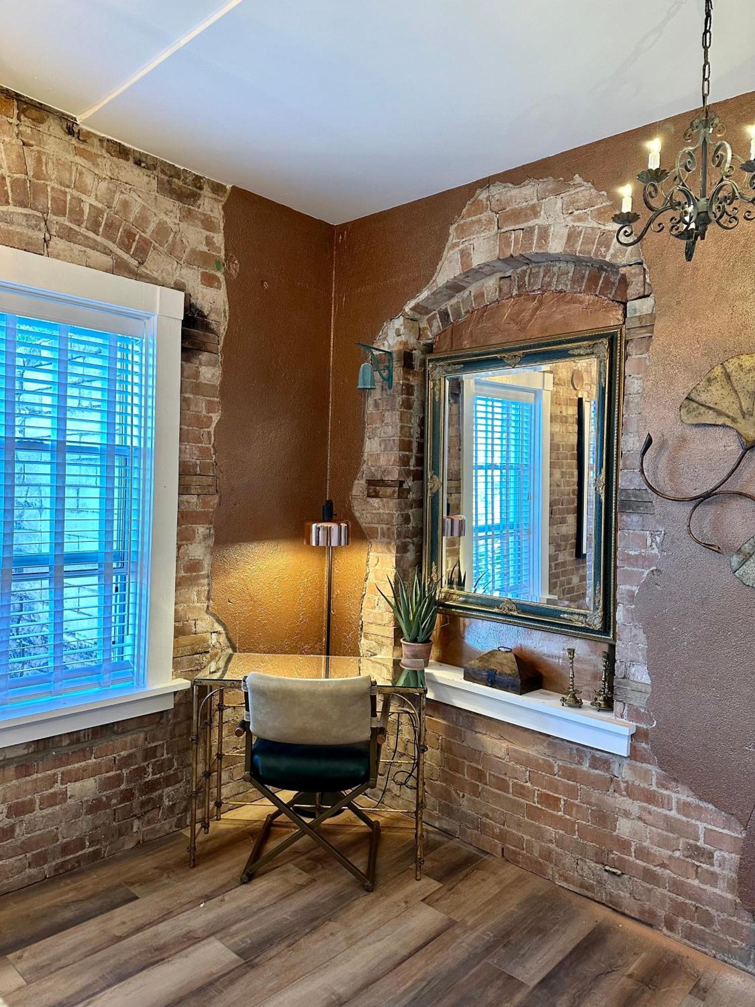 Bisbee Brownstone Suites Esterno foto