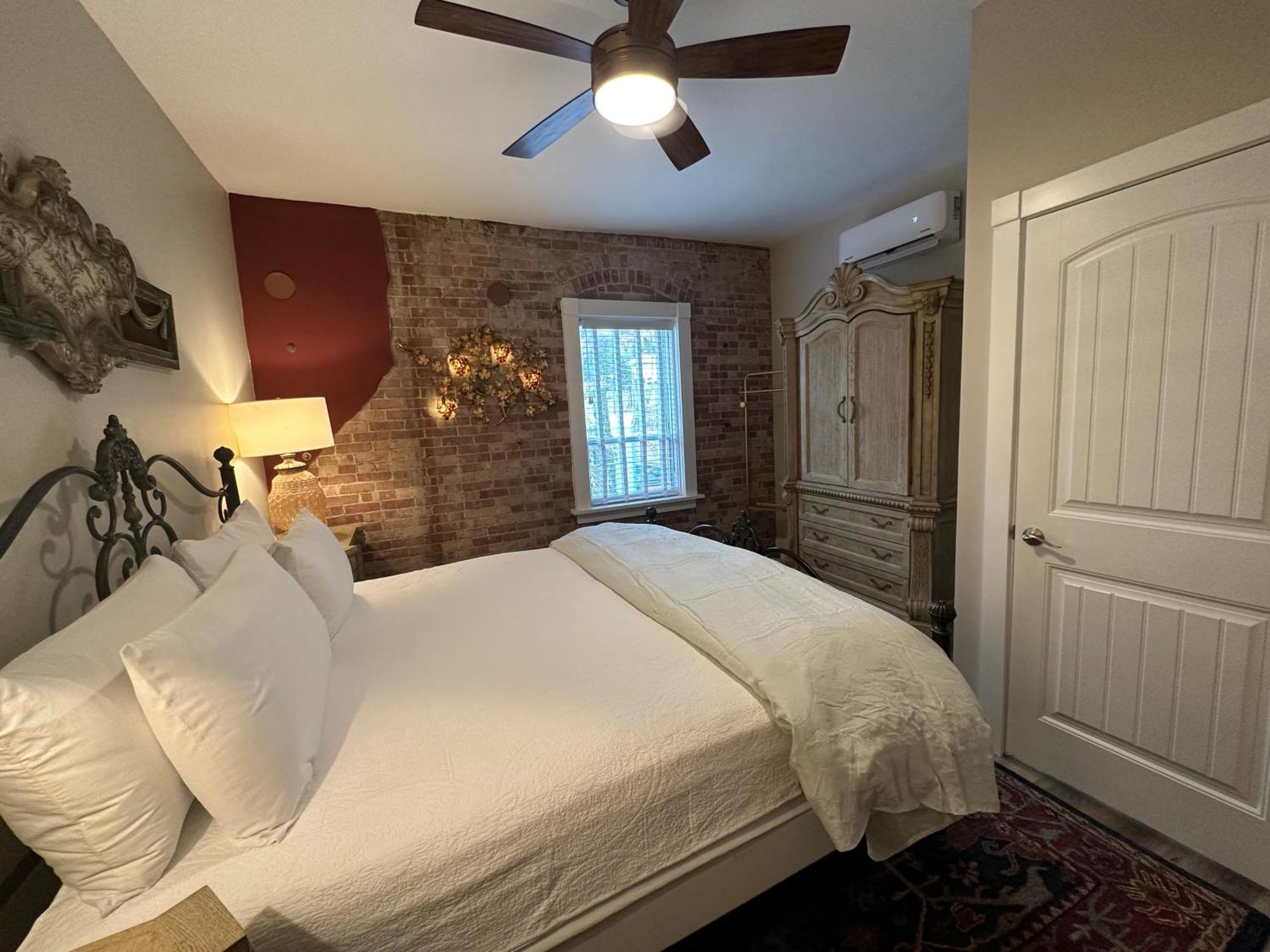 Bisbee Brownstone Suites Camera foto