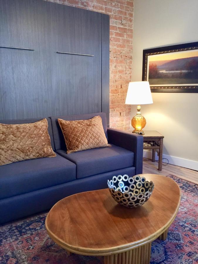 Bisbee Brownstone Suites Esterno foto
